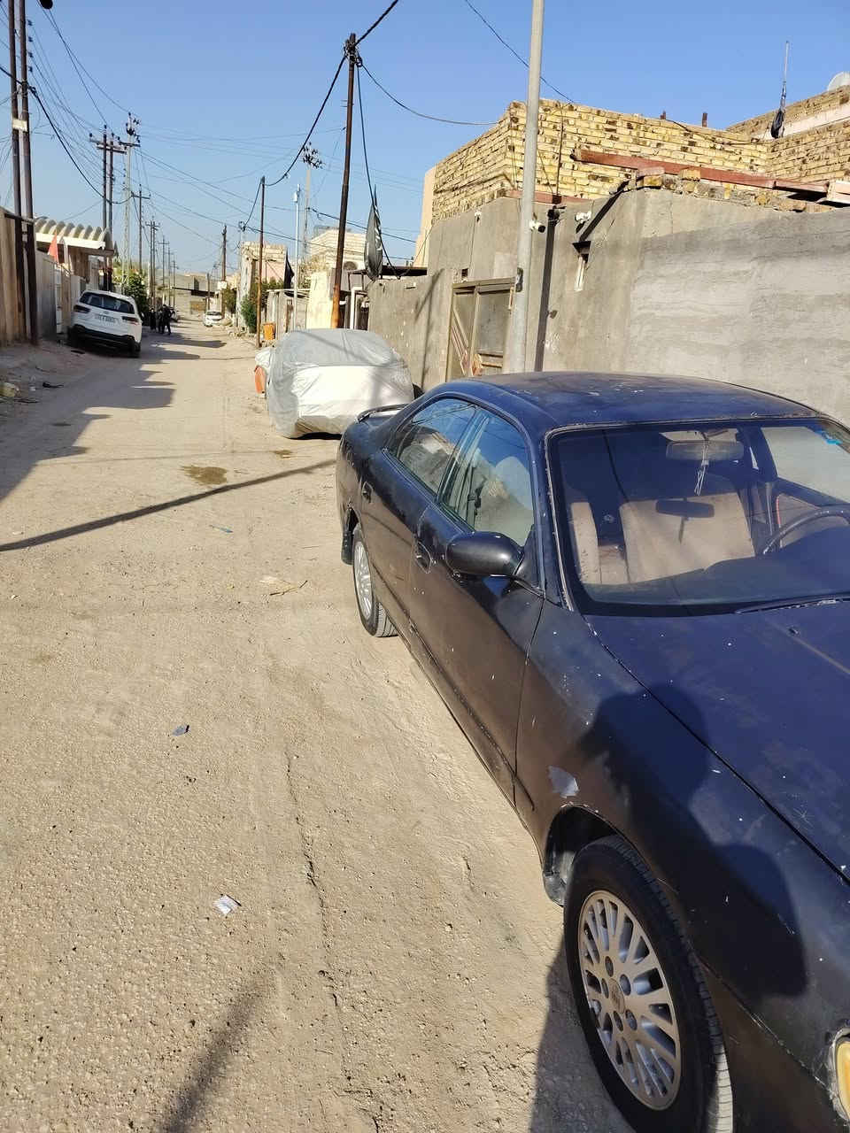 سلام عليكم شيزر لبيع مكينه وكير كفاله كير قبل شهر شاده 
فريز جديد بس عوزه شد صوندات تبريد كمبريسر بيه 
حداديه نص عمر تيارات نص عمر غرفه جديده 
سياره عوزه ترتيب سنويته صاقطه قبل شهرين راعيه يريد مداور مكفوله من كص ونقل جثه وضربه قويه السعر 35 وبيه مجال قليل
لتصال ***********
