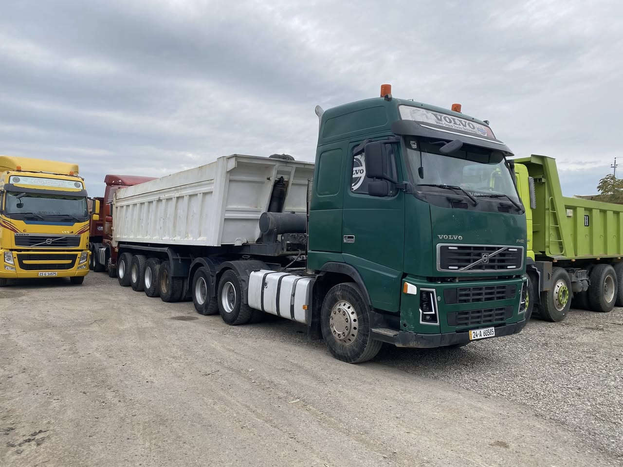 للبيع

من نوع : فالفو 

موديل : 2005

كير : عادي 

مجموعة توب تلاين مربع

حجم : 460 

رقم سنوي جديد 

بودي : دارا قصاب 

زرعة بودي بدون تعلاوة 24 و  32 متر

سعر :  550$

سياره كير مكينة شانصي قمرة كفالة عامة سيارة جاهزة جوة شغل  

موجود في كركوك في معرض رافدين المركزي 
عنوان// كركوك شارع مطار مقابل جسر حزيران 

للأستفسار أتصال على الأرقآم

***********

***********
