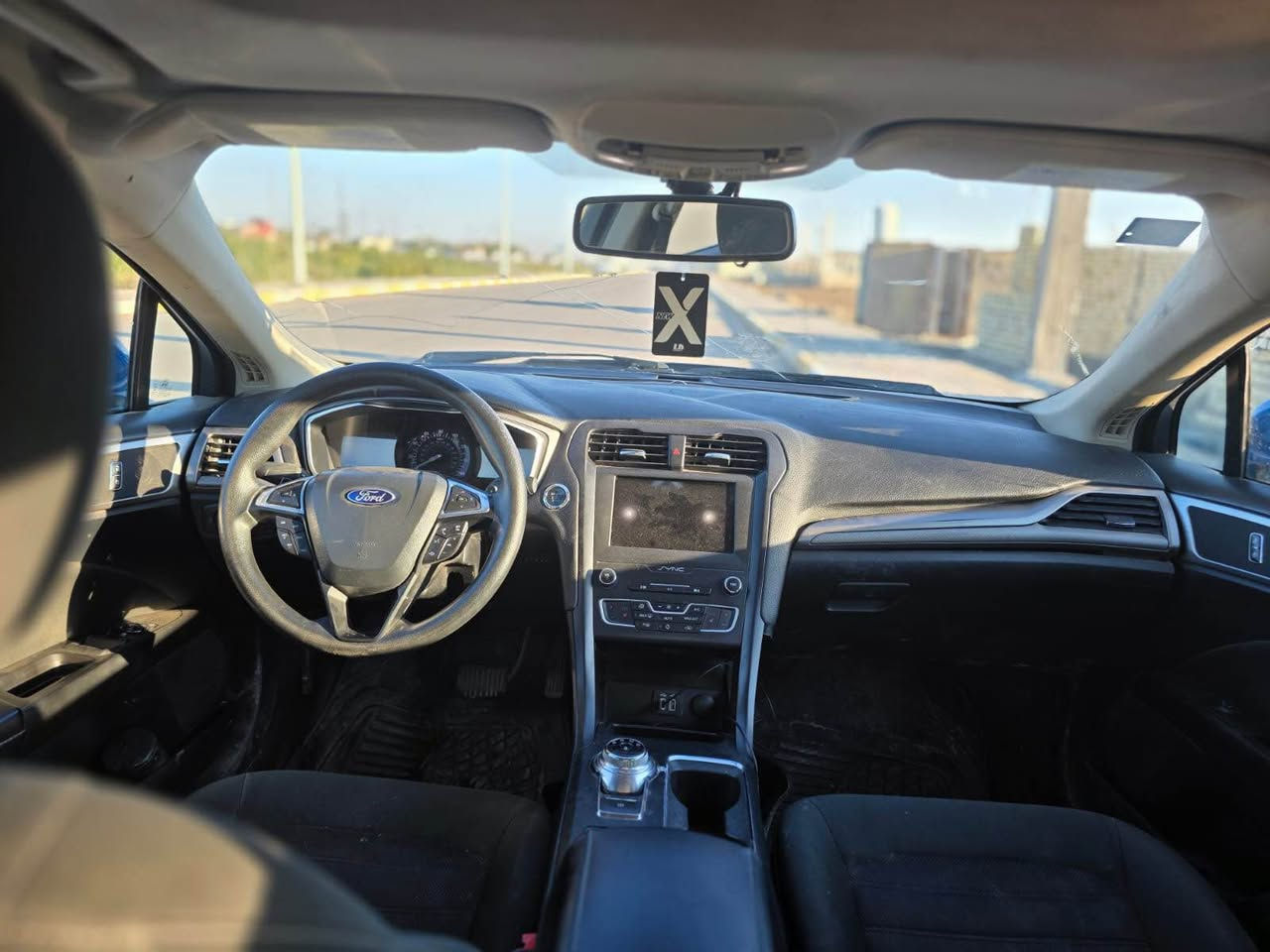 السلام عليكم

فيوجن - fusion
2020 

- بصمة 
- شاشة كبيرة
- كاميرا
- تحكم ستيرن
- سايد بريك اوتو
- شفتات ستيرن
- تبريد قطعتين
- كير ماوس
- رادر خلفي
- رادار امامي 
- تحديد مسار
- محرك المرغوب 2000 T

الصبغ - (( جاملغ وبنيد بدون دواخل ))
الرقم - (( بغداد معوقين وكالة عامة ))
السعر - (( 112 وبيهة مجال ))

للأستفسار اكثر مراسلة الصفحة او الأتصال بلرقم 
*********** بغداد, العراق
