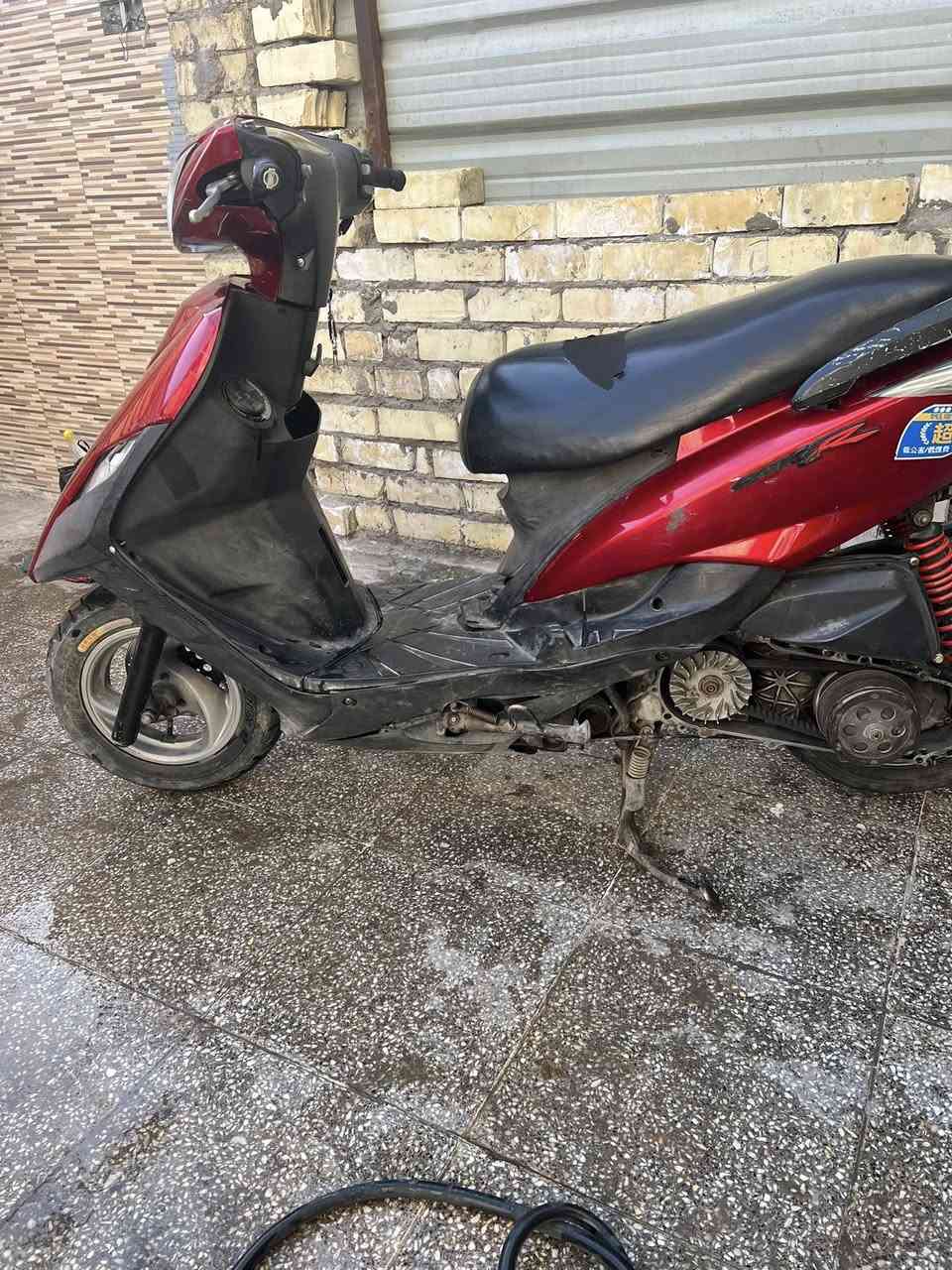 السلام عليكم دراجه ثعلب 140 أبيع كوم حديد الدراجه شغاله كلشي مابيهه بيهه نقصهه قبق مال كلجات ب300وبيهه مجال الشراي خاص او واتساب ***********
مكاني بغداد الكماليه
