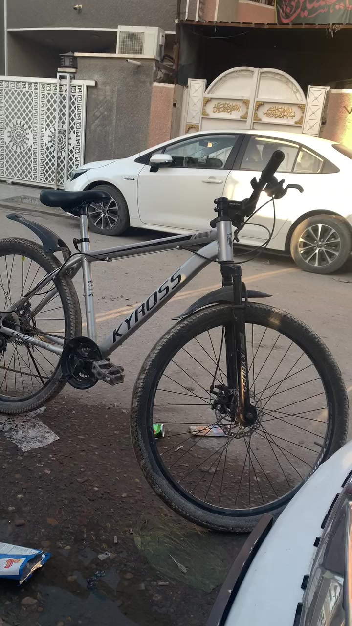 سلام عليكم بايسكل  رياضي مال سباق للبيع نضيف سعرة خاص مكاني شعب حي البساتين


**إذا كنت صاحب هذا الإعلان وتريد حذفه لأي سبب، رجاءا أرسل رسالة إلى الدعم الفني**