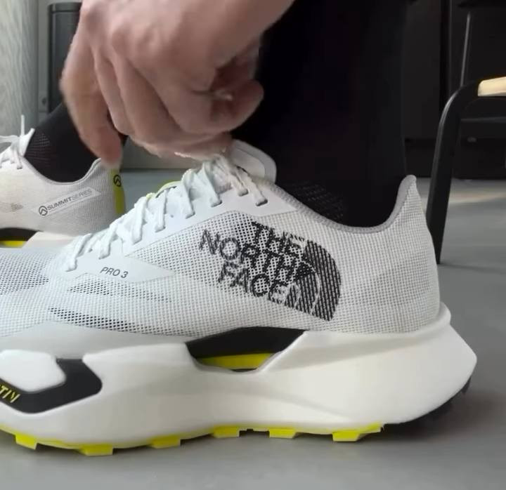 نورث فيس 
43.5
28سم
قطعه جميلة جدا بتصميمها والونها جديدة ما نستخدم


**إذا كنت صاحب هذا الإعلان وتريد حذفه لأي سبب، رجاءا أرسل رسالة إلى الدعم الفني**