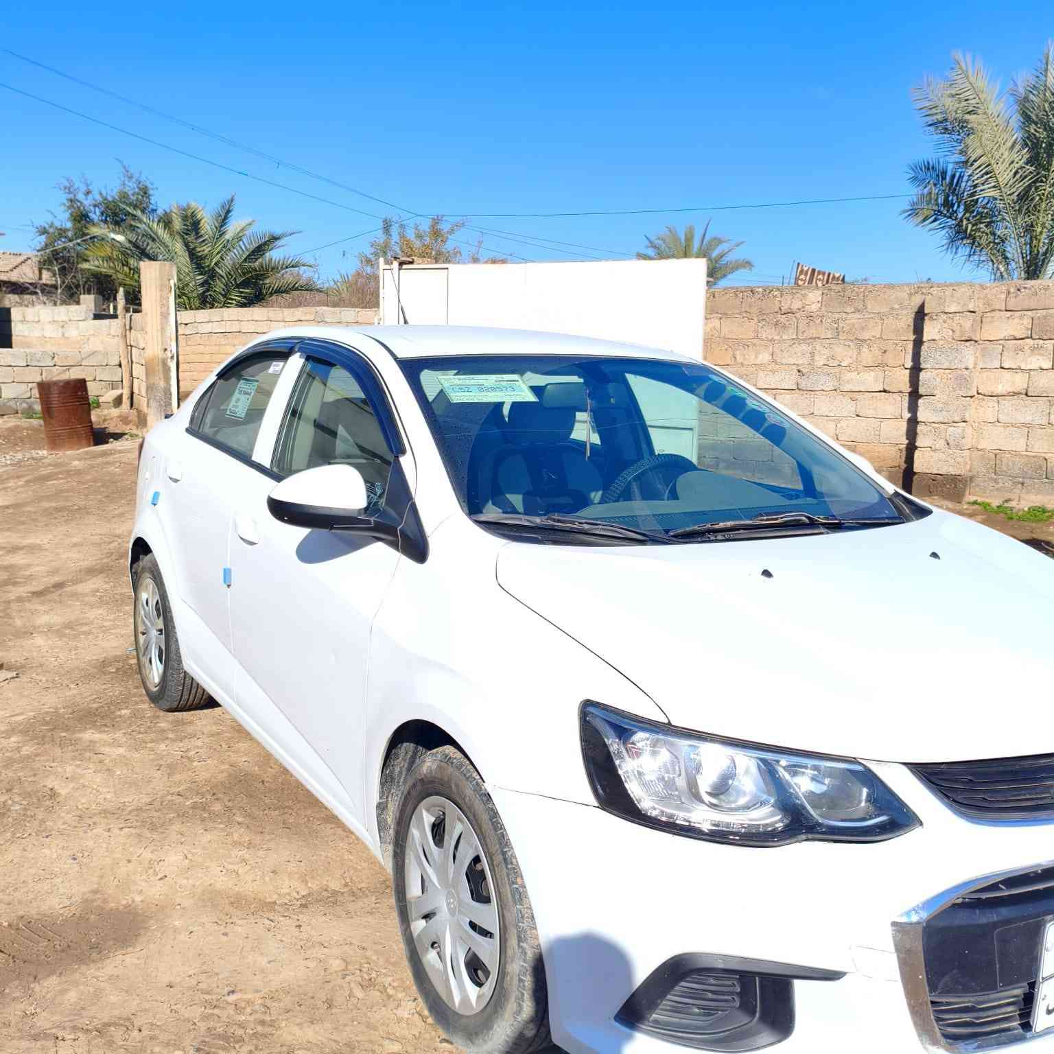 سلام عليكم
افيو موديل 2019 للبيع ومروس حسب قناعه سياره جديده وترهم بمقدمه زينه محرك كير اتوماتيك صدر تايرات تبريد سياره جديده (***********)
