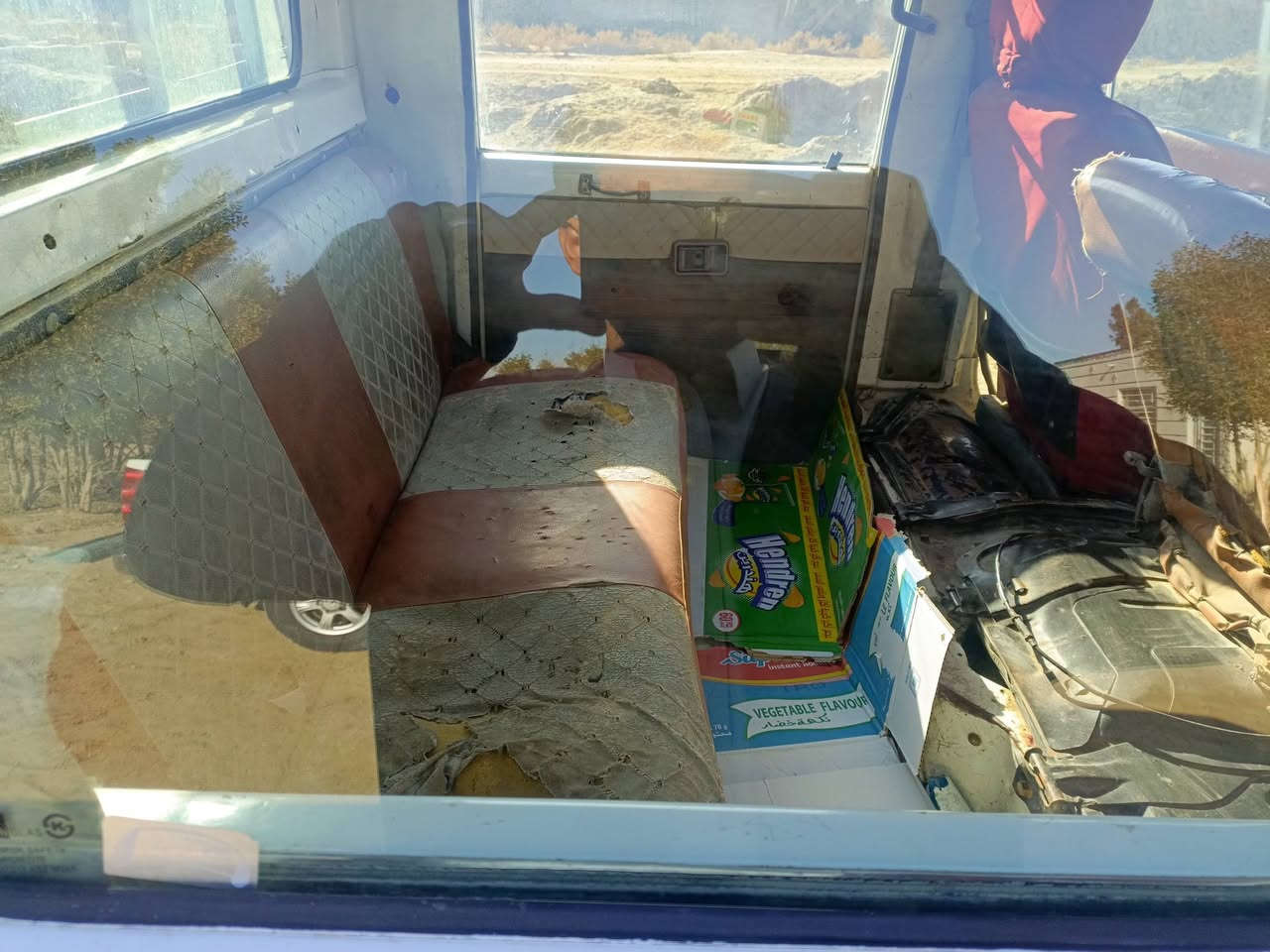 سلام عليكم سياره بنكو للبيع موديل 97سنويه لل27 تحويل مباشر سياره كفاله السعر 53وبيه مجال قليل الشراب باقي التفاصيل للاتصال ***********
