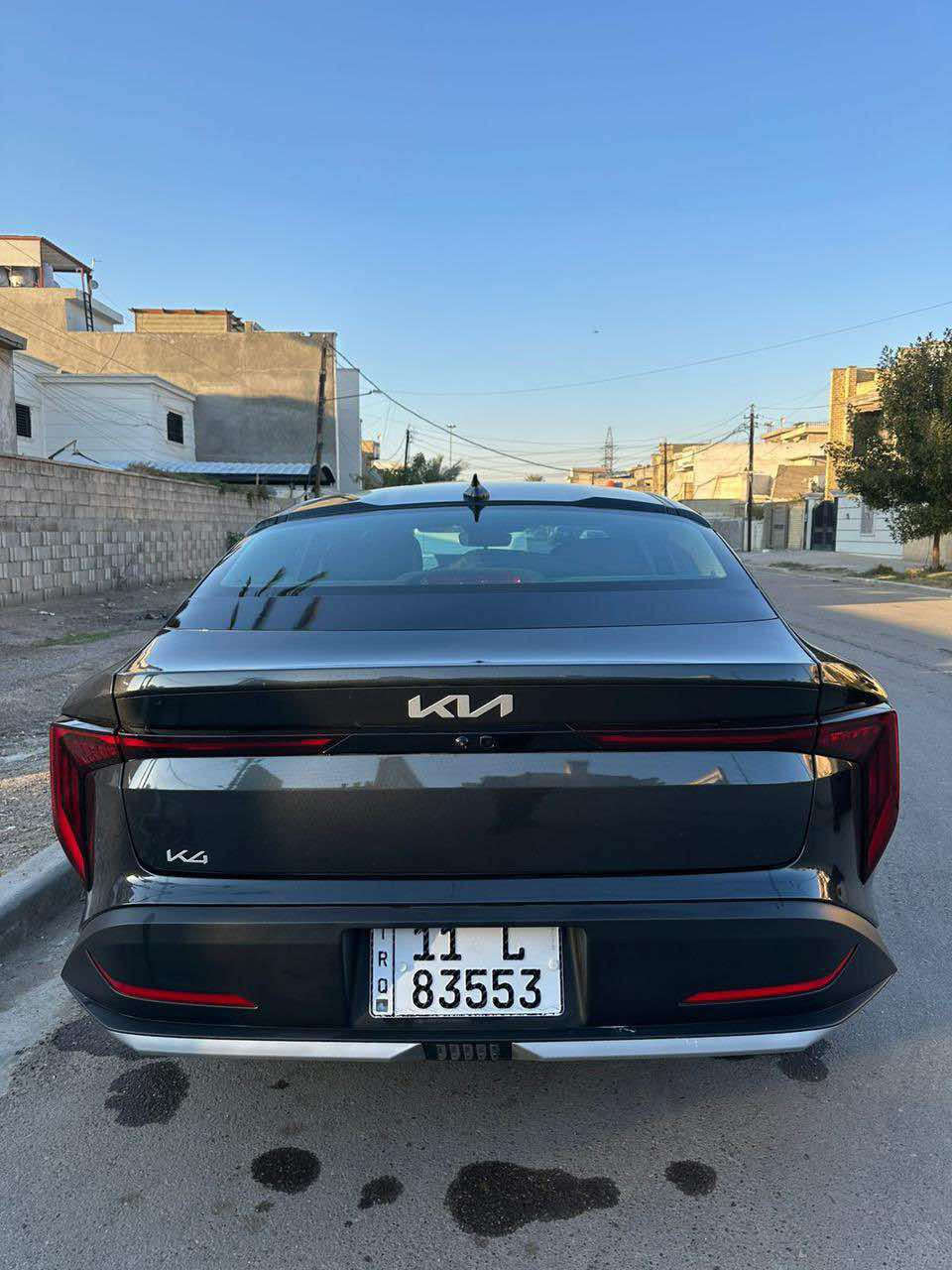 للبيع كيا K4 وارد امريكي موديل25 
حادث جداً بسيط دعاميه فقط تبديل بدون ايرباك 
السيارة نضيفه جداً بدون نقطة صبغ 
ماشيه ٢٢الف مايل 
/مواصفات / بصمة /تشغيل عن بعد /

نظام ترحيب / شاشة كبيرة /عداد دجتل متصل /
انظمة قيادة نورمال /سبورت /رادار امامي جانبي خلفي / قيادة ذاتية / صندوق ذكي بصمة / بصمة ابواب /اوتو هولد / هند بريك بصمة / بجم لد / صندوق لد /حادث خفيف جدا بدون دواخل بدون ايرباك 
رقم بغداد ب اسمي 

‼️السعر علق بتم يجيك السعر بالخاص ‼️

📍مكان السياره بغداد 

📞رقم صاحب السياره ***********
