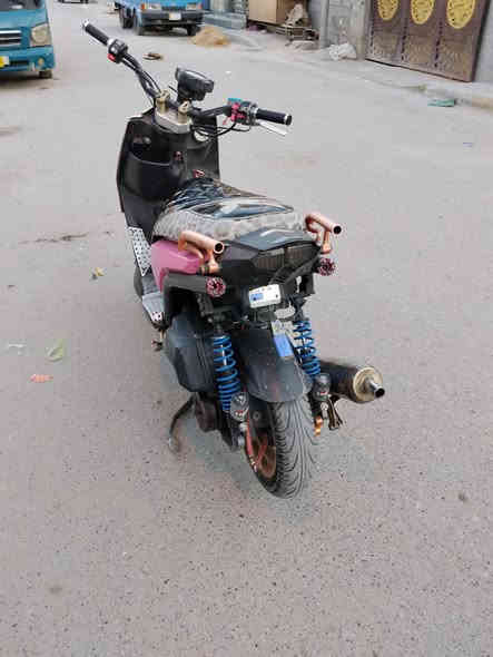 السلام عليكم حبايب دراجة سكنس جبلي للبيع مزودة وبيهة غراض هواي صالنصة رياضي كلجات صدر خلفي وامامي رياضي ويالة رياضي ستيرن عريض ستان صفح رياضي دراجة حلوة مكينتهة مفتوحة بس لا تنقيص ولا تبخير السعر 950 وبيهة مجال ما متواجد بل  خاص استفسار *********** مكاني بل عبيدي
