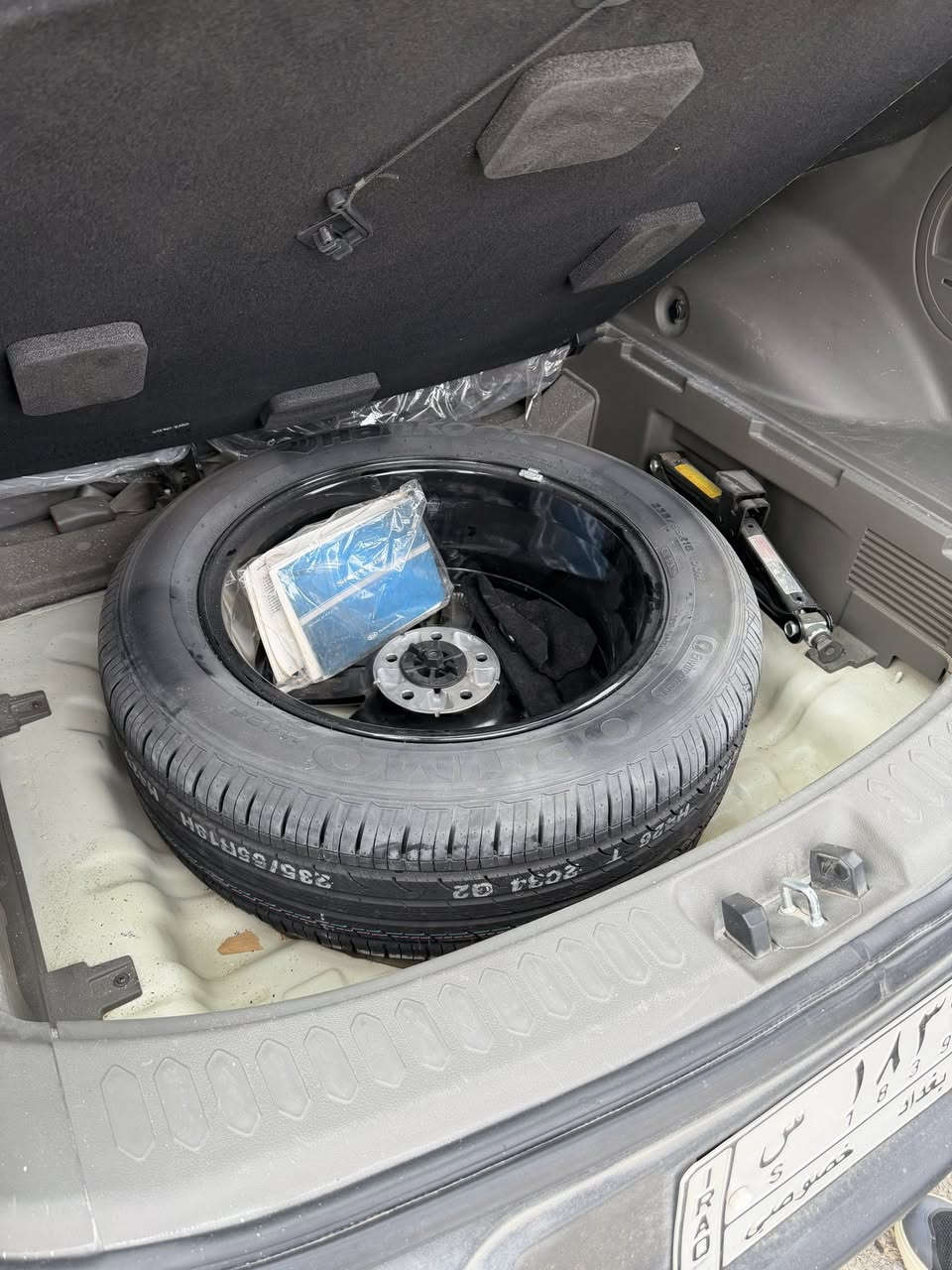 كيا سبورتج 2013
فول مواصفات بس بدون بصمه 
سياره كلها عالشركه   
مرايات شفط +اشارات بالمرايه 
اربعە ويل كروم اسود ١٨ 
تحكم استيرن جهتين 
مسجل بلوتوث 
تحكم تلفون +حاكيه 
كامره وحساس 
قفل ايرباك وقفل حساس 
يدات نيكل 
سياره مكفوله کفاله عامه  
رقم بغداد بسمي 
سنويه جديده 
ماشيه 100
السعر 163وبيه مجال بسط
***********
***********
