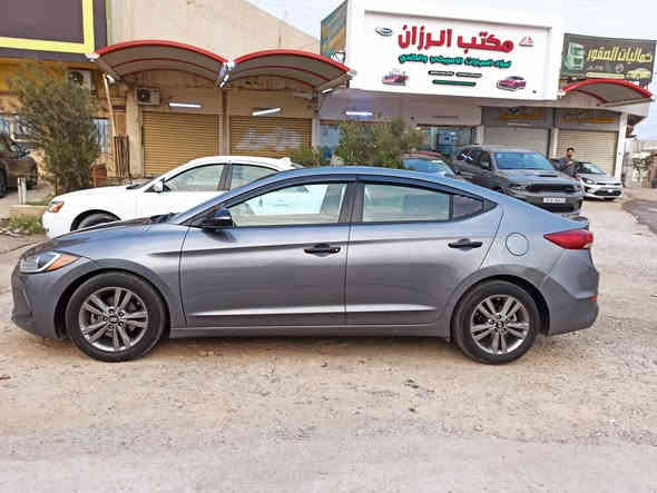 السلام عليكم 
النترا 
موديل 2018
موصفات نص فول
رقم نينوى الدولي 
كابون بانزين الكتروني 
وارد امريكي 
محرك وكير شرط
محرك 20 دوش
ماشيه 68 مايل 
كيرها AT المرغوب 
ضرر سياره بوند صبغ بدون دواخل شرط 
شرط التحويل 
السعر145$وبيها مجال 
🛑ملاحظه مهمه
 يرجى الاتصال من  الساعه 9 صباحأ إلى الساعه 9 مساء
#العنوان موصل الجديده شارع بغداد مجاور سنتر بغداد
#مكتب ال رزان للسيارت
***********
***********
