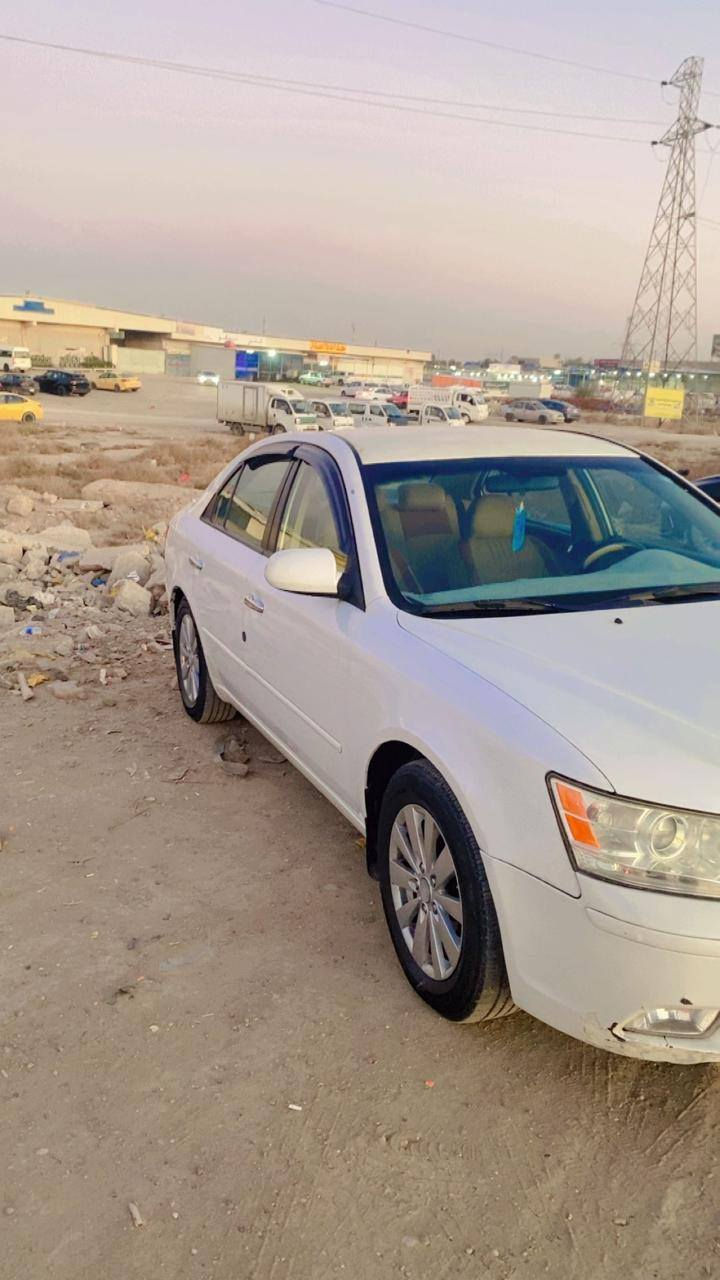 سلام عليكم سوناتا موديل 2009 وارد امريكي سياره كلين بدون دواخل وبدون حادث فقط بيها تقشير قماره وبنيد سعر ١١٣ العنوان بغداد الكرخ  *********** رقم صاحب السياره اني مكلف بنشر
