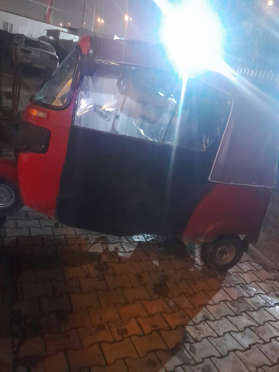 السلام عليكم تكتك للبيع بدون رقام اوراق كامله سعر مليونين ونص بيها مجال قليل حك الجيه مكان بغداد الدوره كل الهلا


**إذا كنت صاحب هذا الإعلان وتريد حذفه لأي سبب، رجاءا أرسل رسالة إلى الدعم الفني**