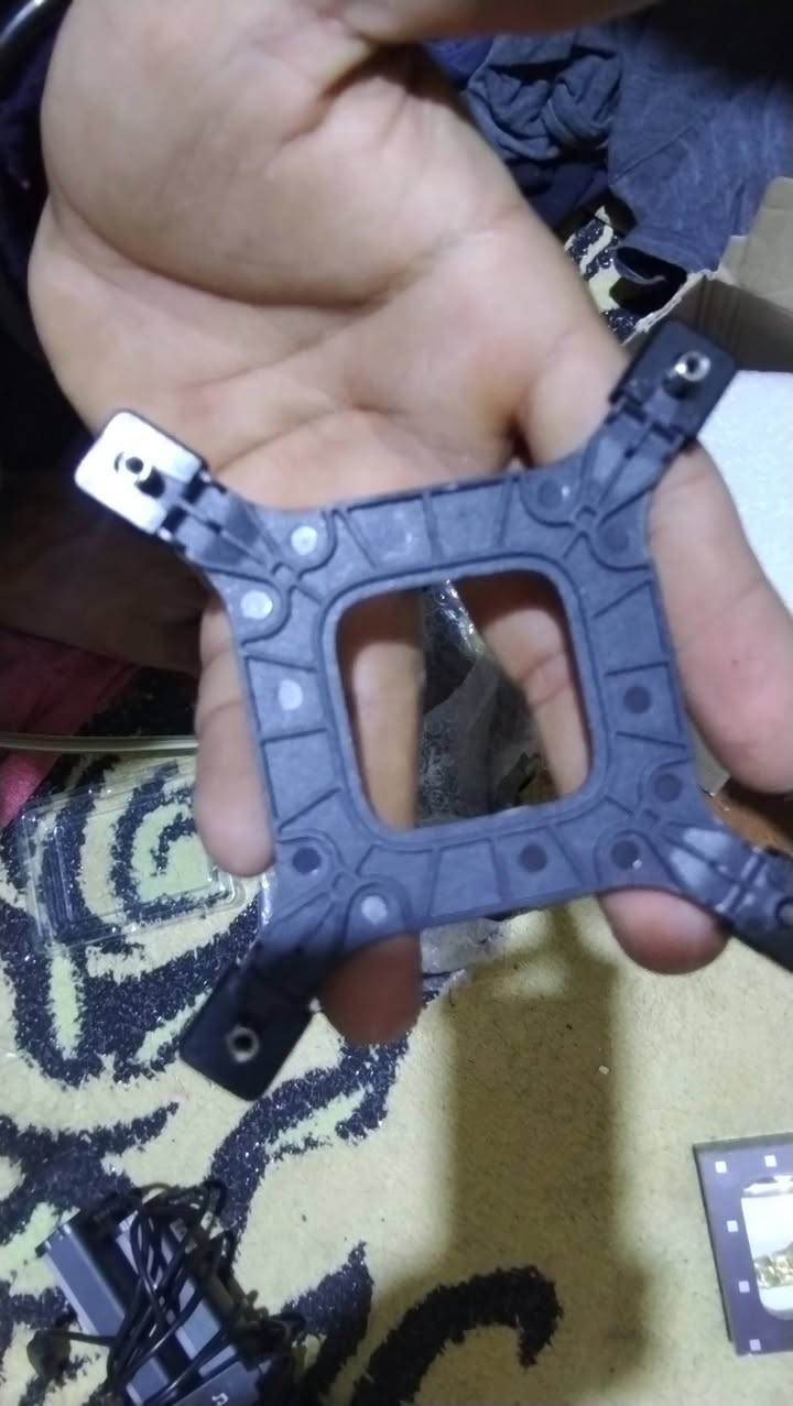 للبيع رامات  8+8 جديد وفان لوك من amd وقاعده فان
الرامات على 35 الواحد وتوصيل موجود
والفان ب 7 ويه القاعده


**إذا كنت صاحب هذا الإعلان وتريد حذفه لأي سبب، رجاءا أرسل رسالة إلى الدعم الفني**