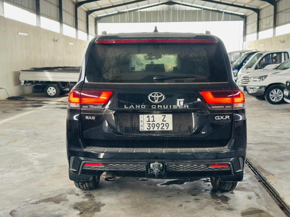 لاندكروز  🔥 Land cruiser 2025   black edition S 🔥
🤝لمعرفة السعر اكتب ( لاندكروز  او 2025)🤝

__________________________

🚗النوع:  Land cruiser

🔞الفئة:   black edition limeted S

💯 السيارة ضمان وكالة ساز

🔥🎗الموديل:2025

💯المسافة المقطوعه: 6500Km

🌐 السيارة  كفالة عامة ✅ تغليف كامل المركبة ppf

السعر 💵؛:85،000الف دولار قفل 

☎️للاستفسار اكثر 

 اتصال      ***********

 العنوان : ديالى/جديده الشط معرض ديالى آلأول
