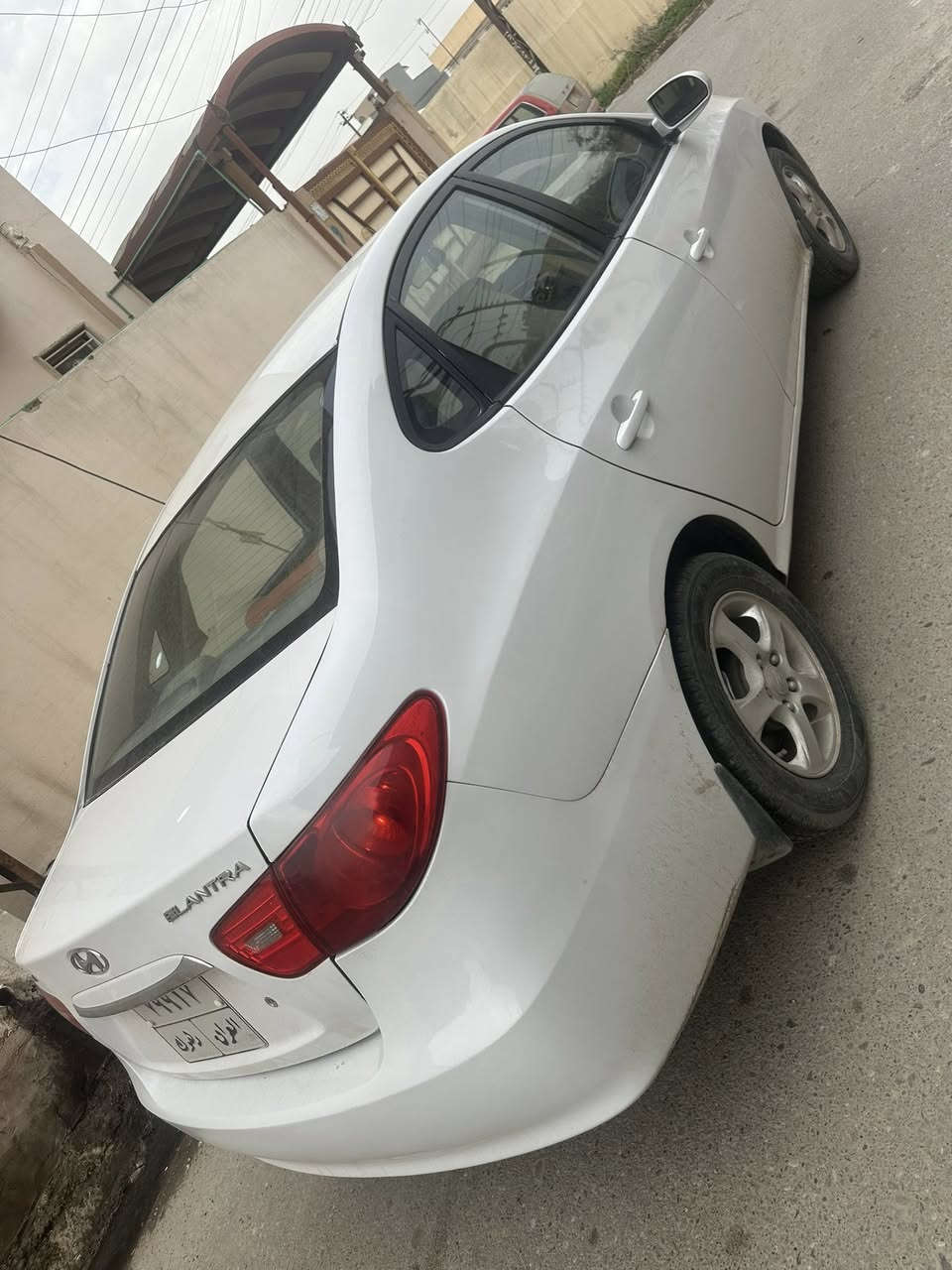 السلاعليكم النتراه مقدس 2011 كير عادي بيها مكانات صبغ ابيعك عام بدوان اي دعم وبدون دواخل مكينه ومحرك شرط السعر٨٨ورقه***********
