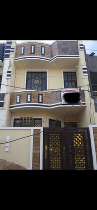 دار ((للبيع)) 🏠 في منطقة الغزالية نهاية شارع البدالة (قريب على المركز ...