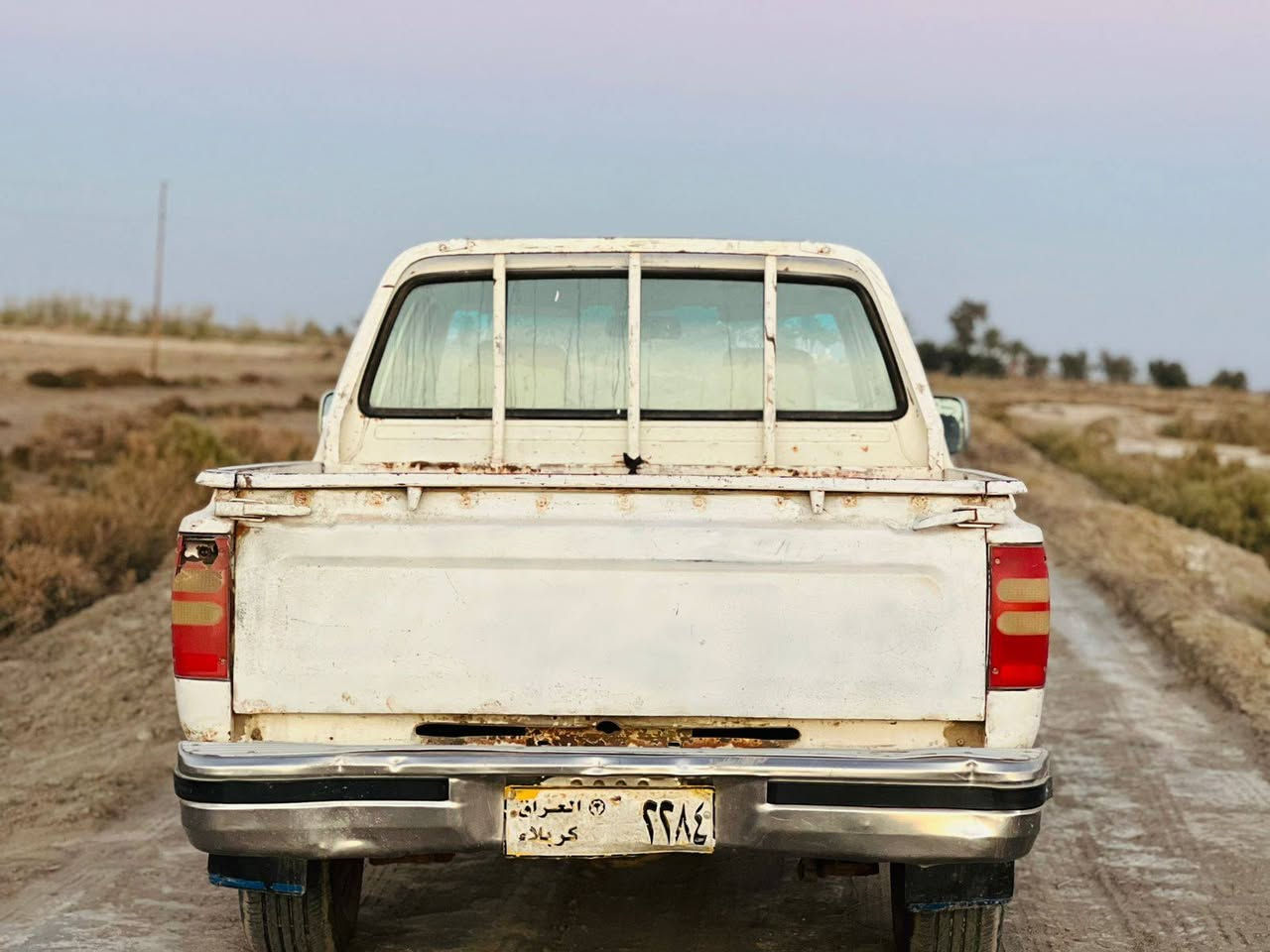 السلام عليكم للبيع دير موديل ٢٠٠٦ نظيفه جاهزة كهربائيات تخم تاير  حدادية رقم كربلاء للاستفسار الاتصال على ***********
