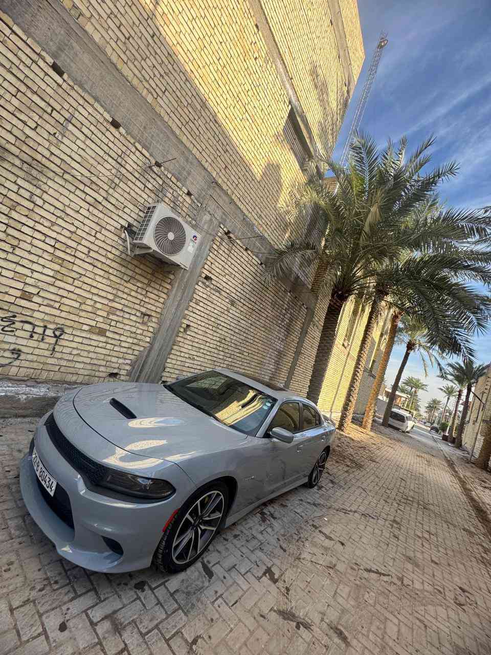 السلام عليكم
للبيع جارجر RT ماكس فول عدا الرادار
كشنات تدفائه وتبريد. 
خزن ميموري 
ستيرن كهرباء. 
شاشه كبيره 
سياره بيها صبغ دعاميه اماميه وربع الدعاميه الخلفيه وبل باب الخلف السايق بيا صبغ عكد  4 اصابع وحافت البنيد بارد باقي مكفول 
كير مكينه مكفولات 
صدر جديد 
بيها منضومة غاز ماشيه 
28 الف  اعرضها ب 294 وبيها 
مجال. وهزه جديده
مكاني الشعب ***********
