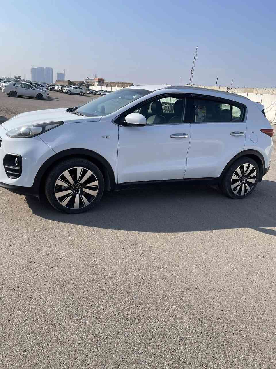 سبورتج خليجي
٢٠١٧
بسمي 
الزعفرانية
السعر 170$
***********
