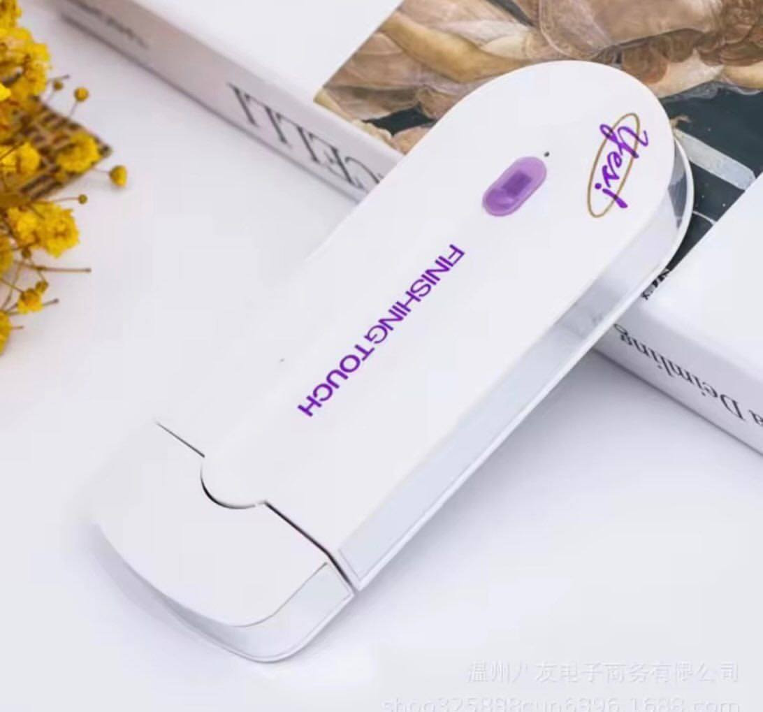 مكينة حلاقة نسائية صفر – نعم للنعومة، لا للألم! ✨
✅ إزالة شعر فورية وآمنة لجميع أنواع البشرة 
✅ تقنية Sensa-Light لإزالة لطيفة بدون ألم 💕
✅ مثالية للوجه، الذراعين، والساقين بكل سهولة ✨
✅ بطارية ليثيوم أيون قابلة للشحن لاستخدام مريح ومتكرر 🔋
✅ تصميم أنيق وسهل الاستخدام – لا جروح، لا نتوءات… فقط نعومة حريرية 
احصلي على نعومة مثالية وراحة لا مثيل لها في منزلك ✨💗
السعر 10 الآف
التوصيل متوفر لجميع المحافظات
(أجور التوصيل تُحتسب حسب المنطقة)
للطلب أو الاستفسار راسلينا خاص بكل حُب 💜.


**إذا كنت صاحب هذا الإعلان وتريد حذفه لأي سبب، رجاءا أرسل رسالة إلى الدعم الفني**