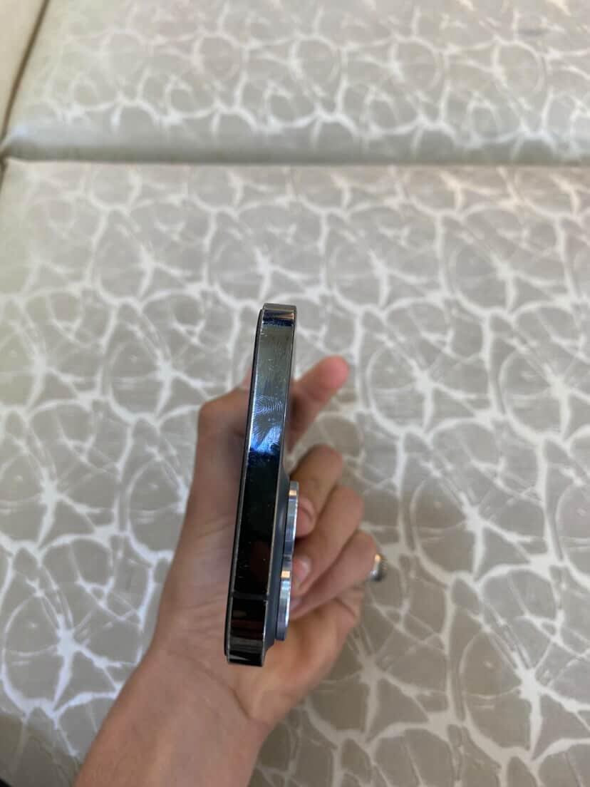 يا الله
ايفون 13 برو ماكس امريكي
الجهاز نضافه 95‎%‎بل ميه البطاريه 91 الذاكره 256 كامل ملحقات (كارتونه +كيبل اصلي + شاحن ماستر ضمان سنه + كڤر ماستر + درع كامرات بي ) الجهاز ابد. ماداخل صيانه تجيني او وين متريد نروح نفحص وتقتنع يله تشتري السعر 700 وبي مجال الله شاهد التلفون نضيف وبل شحن قوي وكامره قويه ***********مكاني كربلاء خابرني وتدلل السعر 700 بي مجال
