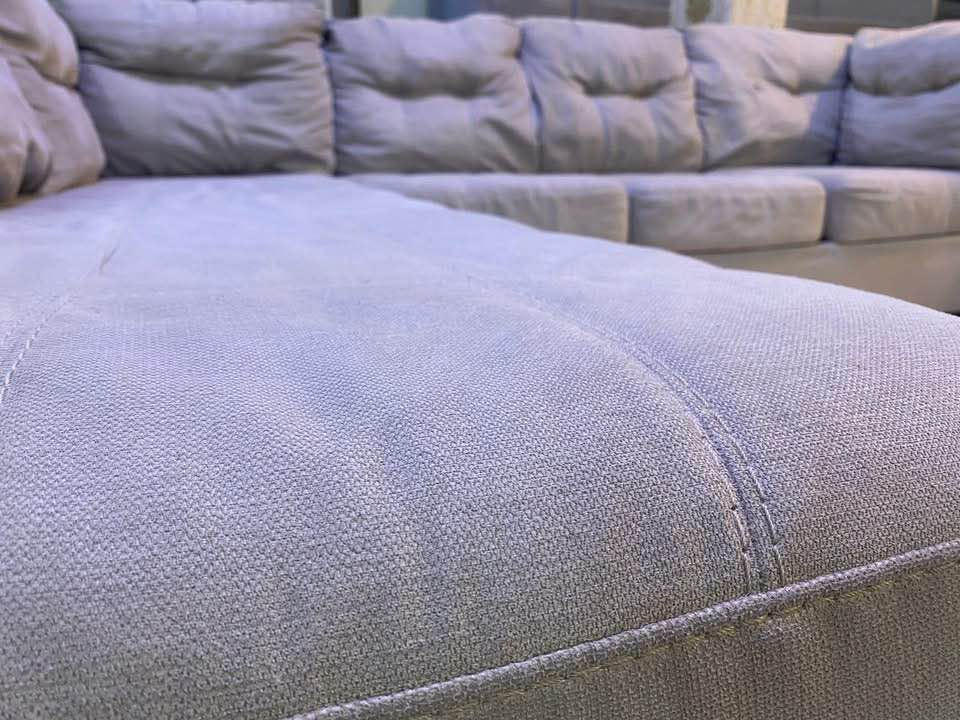 💫ديوان كورنر ماركة اشلي 8 طبي مقعد💫مستخدم 💫قماش كتان  💫مقعد طبي 💫السعر 700 الف العنوان :— بغداد __المحمودية *********** بغداد, العراق
