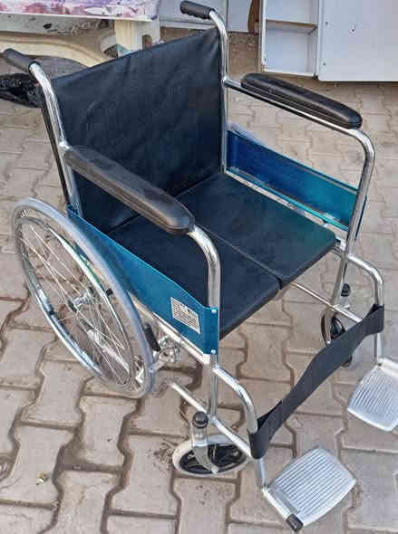 غراض للبيع
المكان قرب مستوصف المحمودية مَقابل مستشفى الأسنان الصحي
ثاني محل 
***********
***********
