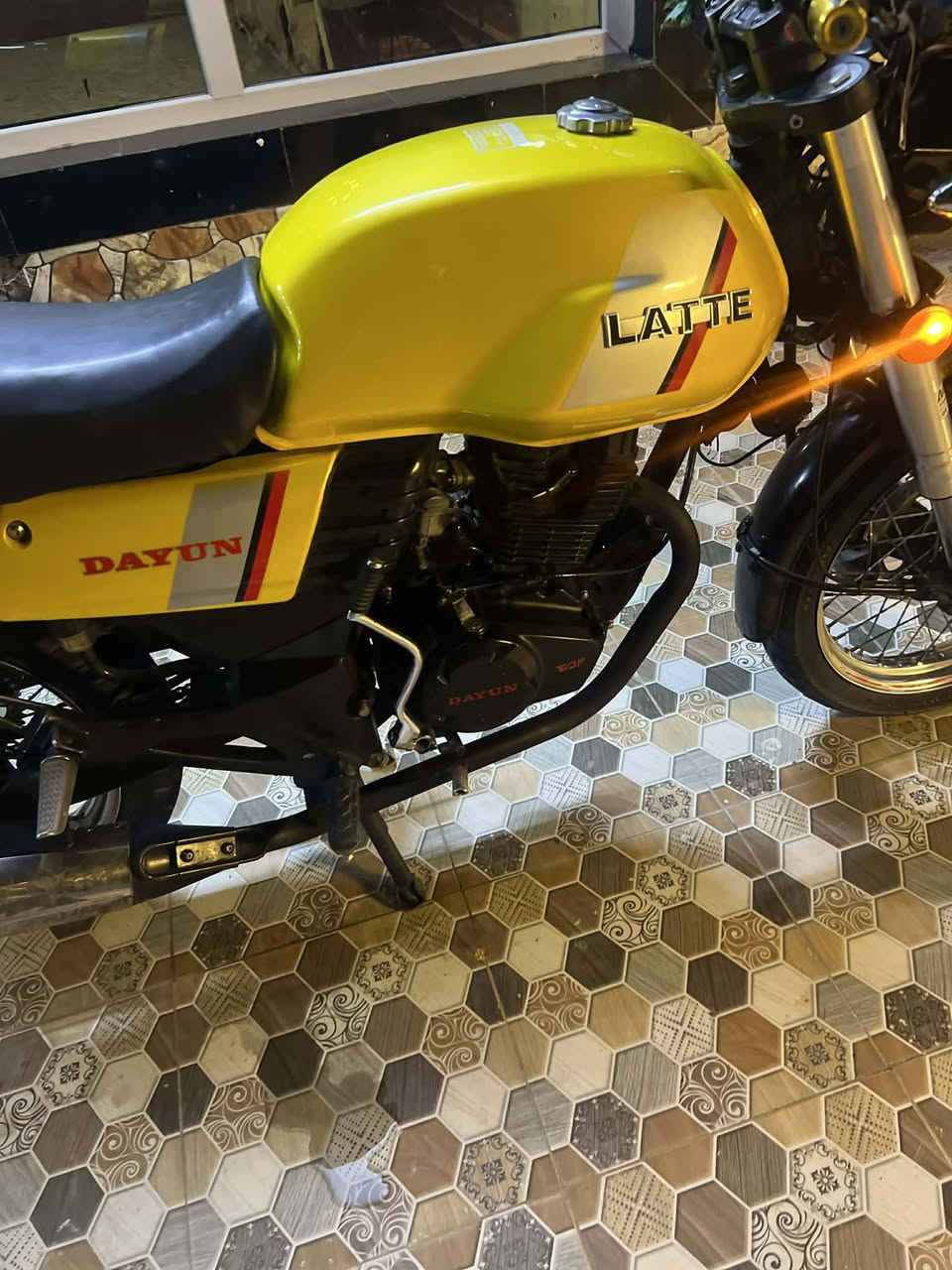 للبيع دايمون لايتي 2022.        ***********
