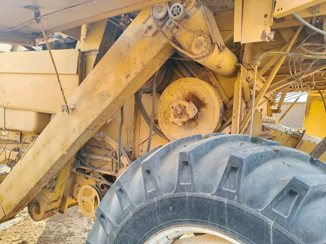 حاصدة نيوهولند موديل 1992
للبيع 
بشرط لا نفخ ولا صرف ولا بخار 
للاستفسار تواصل 
***********
