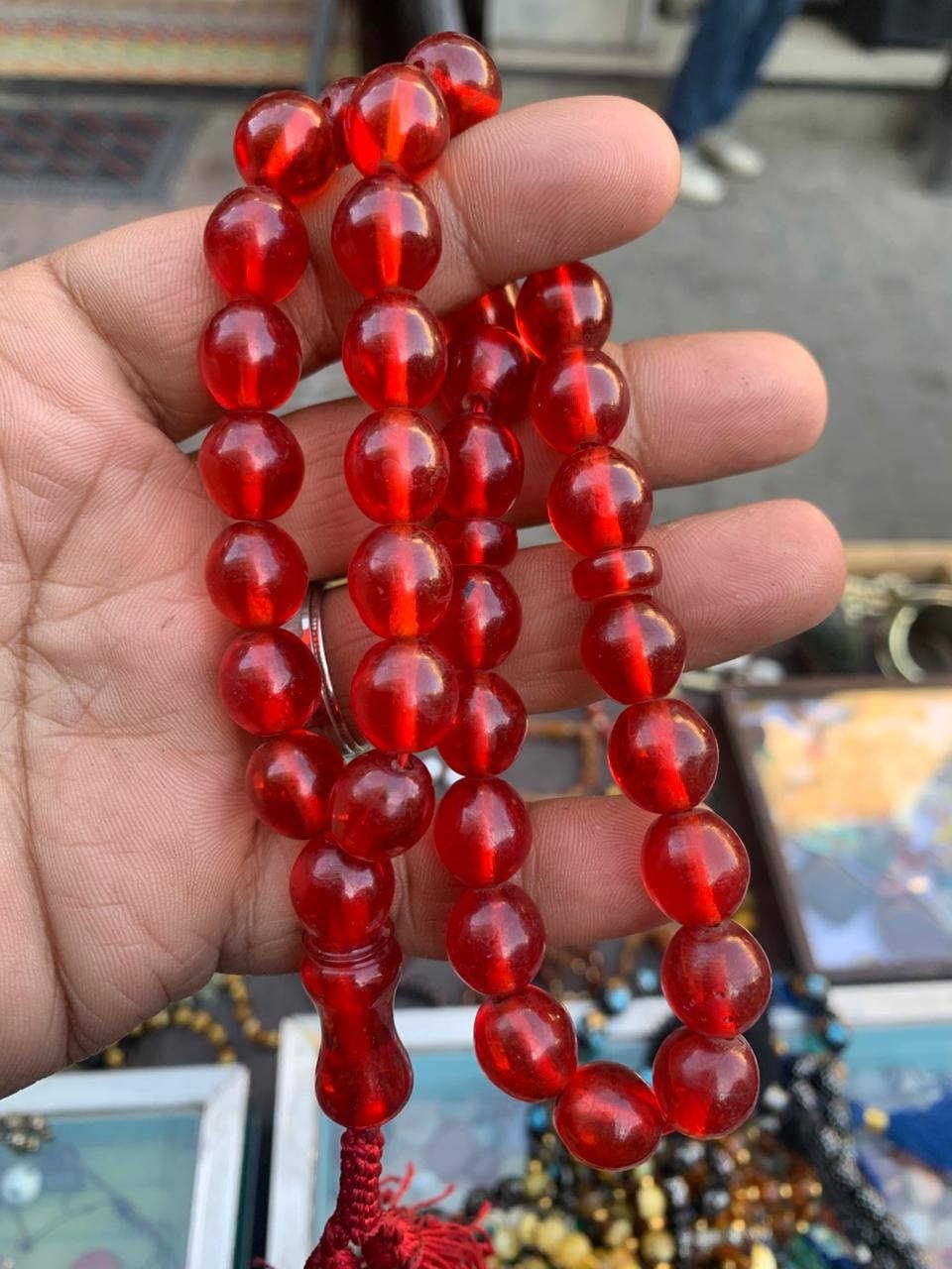 سباح للبيع قديمه بها كهرباء وبيها يسر وبيها عظم عاج وبيها سندلوس الماني العنوان بغداد مدينه الصدر رقم الهاتف*********** السعر خاص بغداد, العراق
