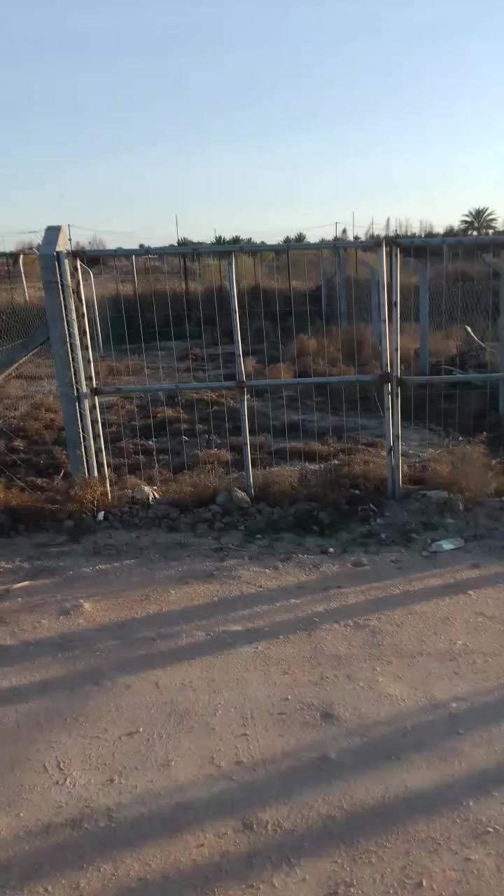 يا الله السلام عليكم يتوفر 100 متر قرب شريفه بنت الحسن مدخل بني ساله الوجه 6والنزل 19لستفسار الاتصال ***********
