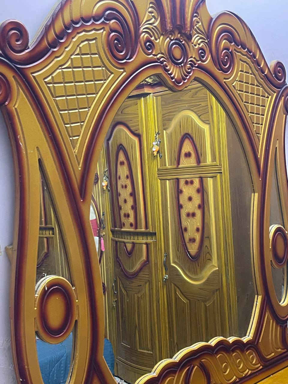 السلام عليكم خرفه صاج البيع نضافه 90بل 100العنوان بغداد الدوره الثورين سعر550بيه مجال  تواصل على هاذا رقم ***********
