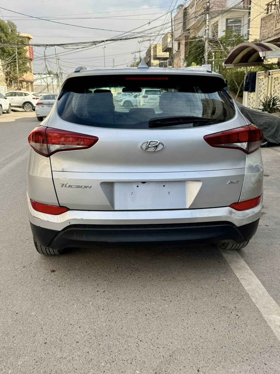 السلام عليكم للبيع توسان 2018 امريكي
رقم بغداد سنوية جديدة مشروع وطني 
 مكفولة السيارة من الصبغ والبارد
قمارة حديد السعر 170 ورقة  
 الاتصال على ((***********))
مكاني بغداد اعظميه .
