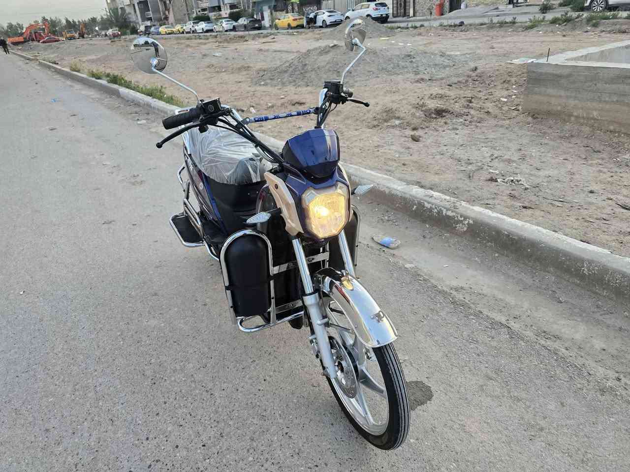 السلام عليكم هارلي شحن للبيع موديل 26 6بطاريات اكبار تشغيل بصمه وانذار سرقه لايت زنون عالي ناصي هورن اشاير يمنه يسره بريكات دسك  نضام اي بي اس السعر 480وبيها وبيها مجال مكاني بغداد جديده ***********
