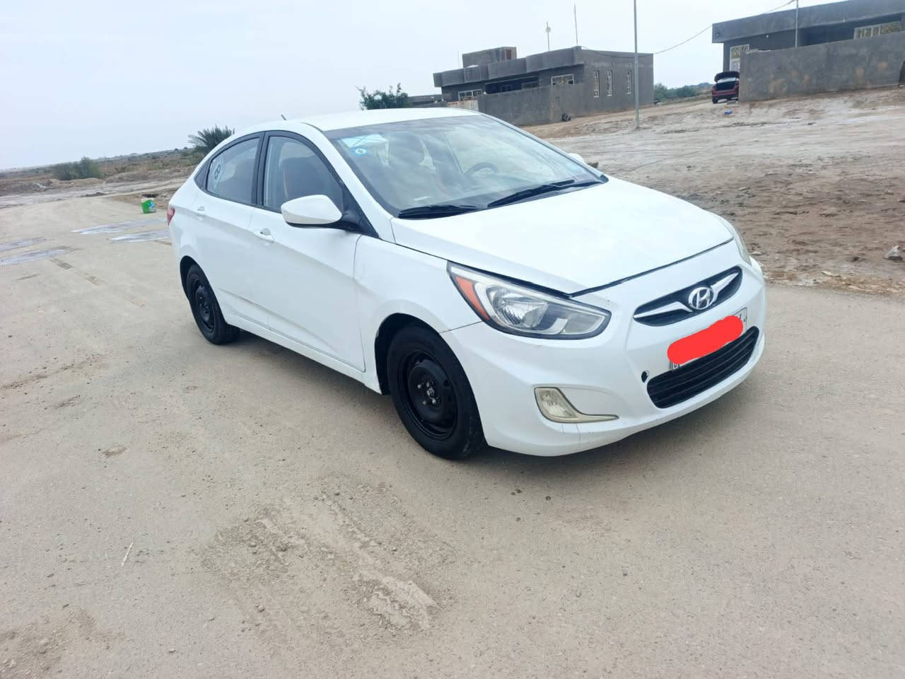 السلام عليكم 
رمضان كريم 🌜 
هونداي اكسنت موديل 2015 رقم ذي قار جديد دولي حره تحويل ثاني يوم سنويه مجدده 29 مشروع وطني وارد امريكي ضربته بنيد وجاملغ تبديل فقط وبيه صبغ داير الجاملغ الخلفي فقط والباقي كفاله عامه مكينه 1600 (شرط ما مفتوحه) مكينه وكير وحداديه وتبريد ثلج وتخم تايرات كله مكفول سياره جاهزه مال جناي بمعنه الكلمه ماشيه 150 الف حقيقي مكان سياره ناصريه سعر 79 بيه مجال قليل رقم الهاتف *********** أنه مكلف بل نشر خابر راعيه بيك خير وتدلل
