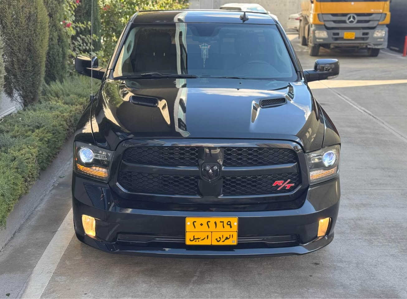 سلام عليكم

دوج رام كلاسك R/T 2017 5.7 

مواصفات سياره فول 

كامره خلفي
وياله حجم ٢٠ بلادي كروم
سبايدر خلفي
غلاف بدي امريكي اصلي
بك لايت ليد
لايت امامي زنون ادابتڤ
اشاير مري
تشغيل عن بعد
بصمه 
كشنات تدفئه
ستيرن هيتر 
جلد + كنتارا srt كهربائي
كيجات الكتروني
بعد هواي مواصفات

سياره عليه تزويد امريكا 
دبلات و لويات ايباغ eibach
هدرز شورت 
بلكات ngk امريكي ريسنك
فيت بمب ريسنك
برمجه امريكا

عليه أدامه كامله دهن مي راديتر تايرات جدد باسمي سياره تحويل وكاله نفس اليوم رقم اربيل

ضرر سياره 1 قطعه جاملغ امامي جهة سايق بدون شواصي و دواخل بشرط
ماشيه ٦٧ الف ميل محرك كير بشرط 

موقع سياره سليمانيه

للاستفسار او طلب 
***********
*********** السليمانية, العراق
