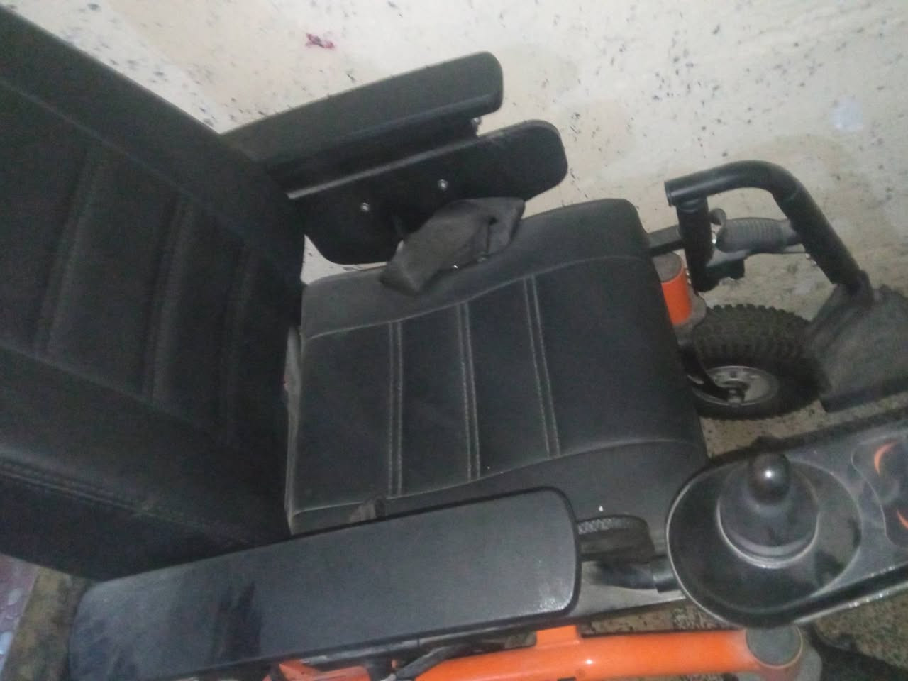 السلام عليكم كرسي ع الشحن والله ما ماشيه بيه فقط مرة جديده كلش السعر خاص


**إذا كنت صاحب هذا الإعلان وتريد حذفه لأي سبب، رجاءا أرسل رسالة إلى الدعم الفني**