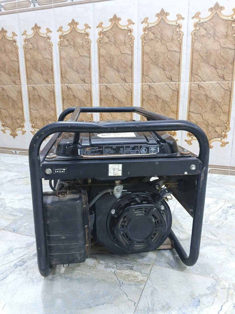 مولد استرا صنع كوري ملف نحاس 2 ونص كيفي 10 امبير مولد جديدة استعملته شهرين ونص عل الفحص كهرباء مستقره اقتصاديه بالصرف سعره 200 وبيها مجال 
مكاني الفلوجة الصقلاوية الفلوجة, الأنبار


**إذا كنت صاحب هذا الإعلان وتريد حذفه لأي سبب، رجاءا أرسل رسالة إلى الدعم الفني**