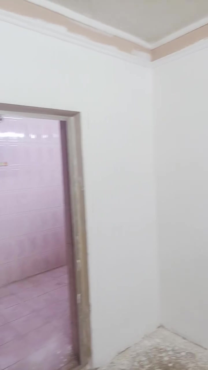 كادر كامل +بناء +ماستك +صبغ بيوت +لبخ +تأسيس مجاري +كهربائيات +طبك كاشي شتايكر +تفليش +شغل فرمستون  +  نجاره   كرسته وعمل ***********
