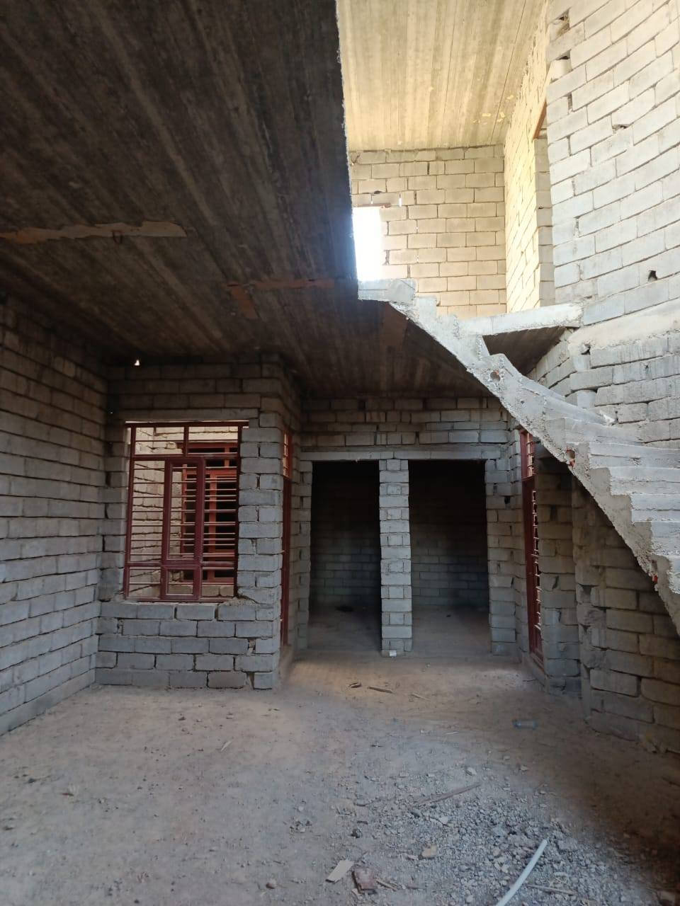 للبيع
هيكل 175متر حرف تي
مثنى خلف الخظراء 
غرتين نوم صاله استقبال مناور بناءحديث 
خلف ابطال العروبه


**إذا كنت صاحب هذا الإعلان وتريد حذفه لأي سبب، رجاءا أرسل رسالة إلى الدعم الفني**