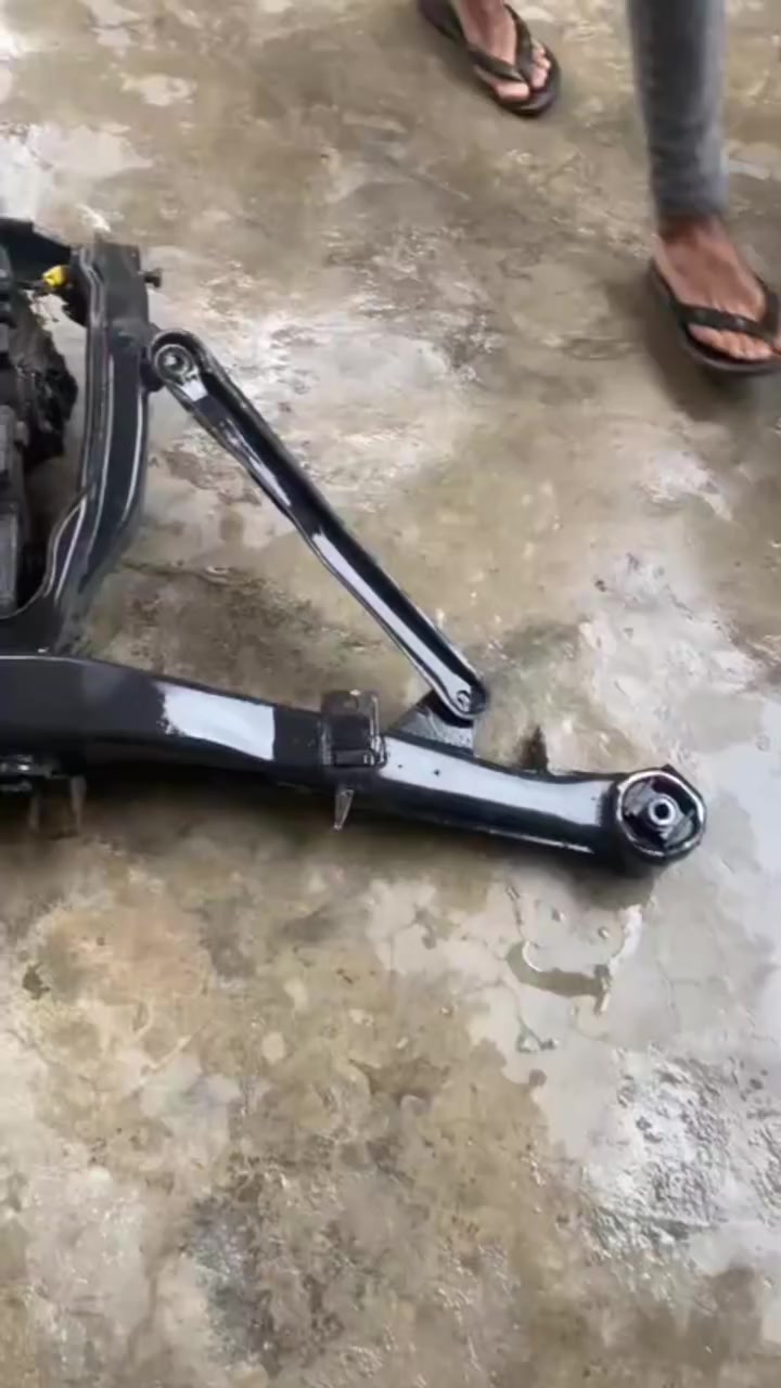 سلام عليكم اخوان عندي اكسل 3.23 خفيف البيع عربانه كامله سعر 3 اوراق اوي مجال رقم الهاتف ***********9
