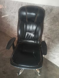 كراسي • ديكور منزلي • أثاث