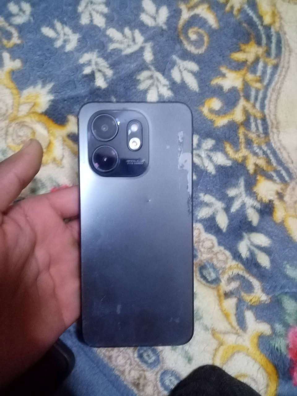 سلام عليكم Infinix SMART 9 للبيع ذاكره 64 بي بس هاي شخط الي بل ضهر بس مامثره عليه كله شغال  نت تصال كله شغال مابي اي عيب رقم الهاتف.*********** المكان ابو غريب يرهم مراوس
