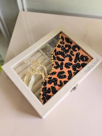 هدايا مميزة • اعمال يدوية • تصاميم خاصة