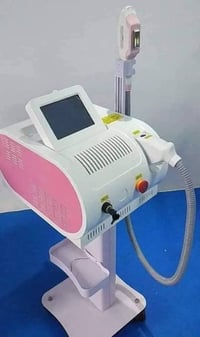 جهاز ليزر مستعمل شي قليل  جهاز ٧*١  جهاز بخار  الاستفسار الاتصال على ا...