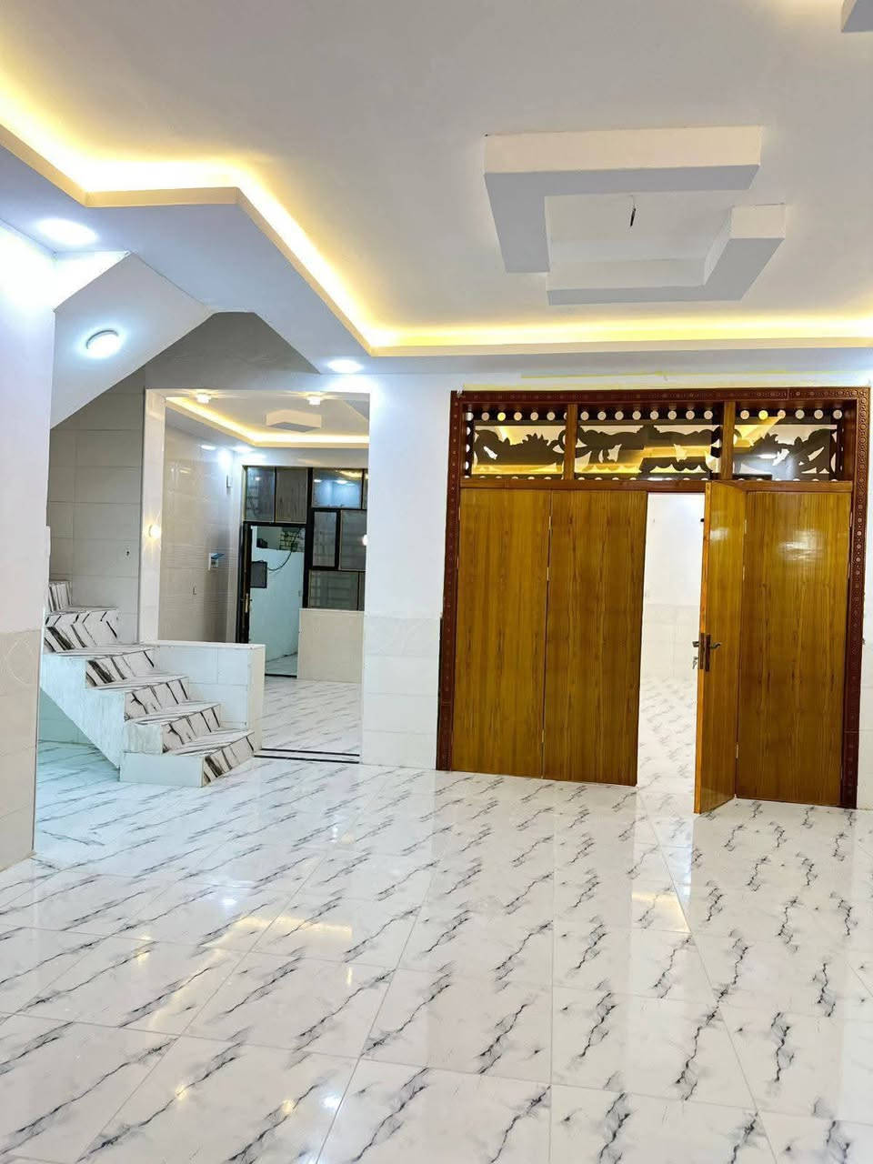 #🙋‍♂️بيت150متر فول فول   😲***********☎️
#يعلن_مكتب_الانوار مقابل_قرية_لغدير_عمود282_مباشر

#__مساحه_لبيت_لواحد150متر_مربعه  
#_قريبه_عله_شارع_لعام_كلش 

#بيت_طابو_زراعي_سند25

#سعر_بلاش بلاش _وبيه_مجال  

بناء حديث
غير مسكون
بناء ممتاز جدا 

 عنوان لبيت النجف 
#مقابل_ملحق_قرية_الغدير_مباشر 
يحتوي لبيت على+ غرفه2 +صاله +ستغبال +مطبخ +صحيات بلداخل +وصحيات بلخارج للاستفسار مراجعه المكتب او اتصل على الرقم واتساب***********//
☎️*********** //***********☎️
