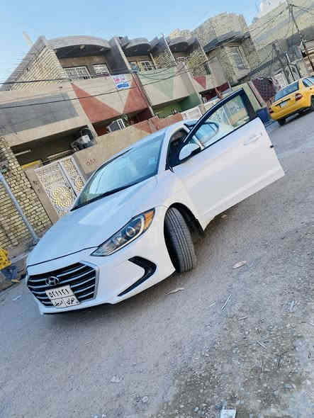 السلام عليكم النترا موديل 2017وارد امريكي حادثها مرفق بل منشور السياره ليبل واحد رقم بغداد بسمي تحويل ثاني ويوم 
مواصفات🧽🪣
محرك 2000 دوش لا تبخير و لا تنقيص 
كير atالمرغوب  🛎️
شاشه 
كامره 
تحكم ستيرن جيهتين 🪬
مانع نزلاغ 🚧
ثلاث انضمه قياده🚦 
وبعد هواي مواصفات معروفه السياره جاهزه من كل النواحي كير مكينه صدر امامي خلفي تخم تاير جديد تبريد ثلج رقم اربيل تحويل ثاني يوم مكان السياره بغداد رقم الهاتف***********  اتصل وبيك خير ودلل💵💳
