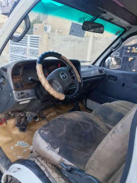 2010 مكينه وجير كفاله سياره رقم تاير وصدر واكسل سياره مقبوله حزام للجماليه بالطماره بلاديه بدون صبغ سياره بدون ضربه قويه مكان بغداد زعفرانيه الرقم الهاتف ***********
