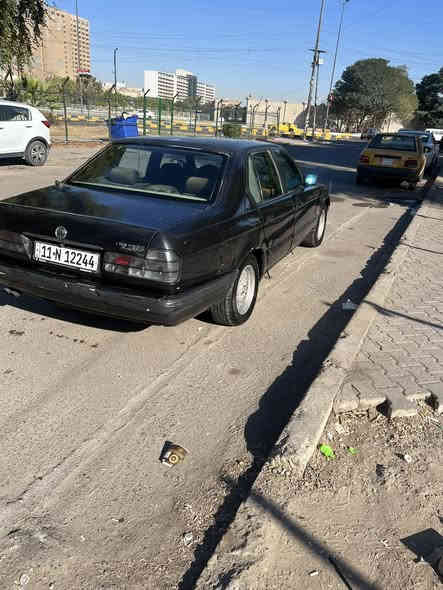 السلام عليكم BMW735 للبيع موديل 1993 اصل محرك 35 مفتوح بدون تبخير او صرف كير خير من الله تبريد شغال تخم تاير صدر جديد كهربائيات كاملة فتحة سلايت رقم انكليزي بأسمي شرط التحويل  المكان بغداد السعر 50 وبيها مجال ***********
