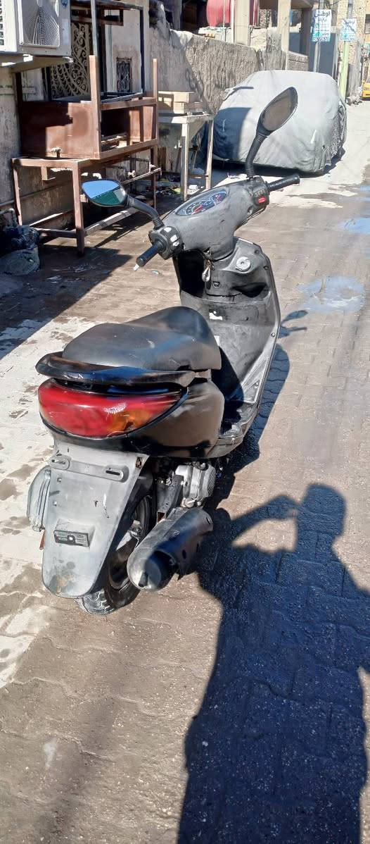 سلام عليكم 
بريز لايت ناصي 
مكينه ناعمه مكفوله 
كفاله عامه كامله مابيه نقص  تشيغل نكره  سلف هندر كل وقت للبيع سعر 550 بيه مجال للطيبين رقم *********** واتساب عنوان بغداد
