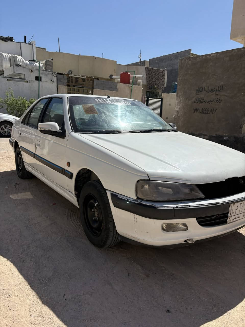 بيجو بارص 14
مكينه كير حداد حلوات 
سنويه منتهيه ب22 
البدي مكفوله ماعدا الجاملغ الامامي بدلته جماليه 
السياره حلوه وجاهزه 
السعر 38 
العنوان بصره قبله 
للاستفسار الاتصال 
***********
