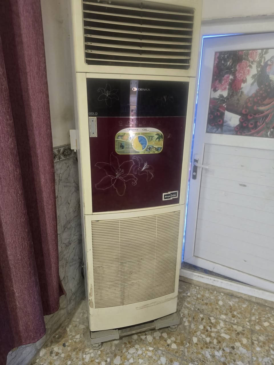 سبلت دنكا ٣طن للبيع قفل سعراه ٥٠٠الف ***********وتساب النجف كوفه
